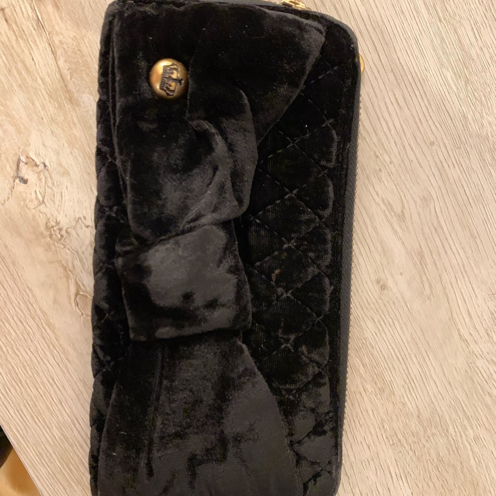 Juicy Couture Velvet wallet
